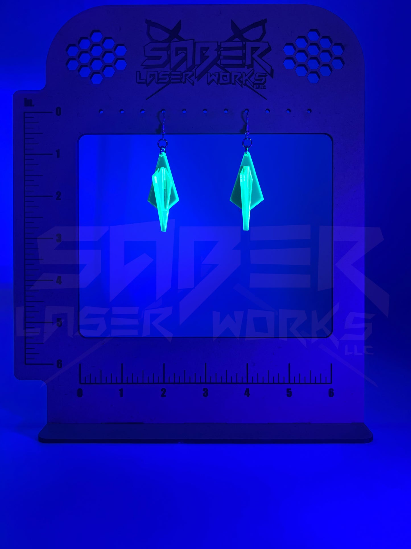 3D Kite Point Dangle Earrings