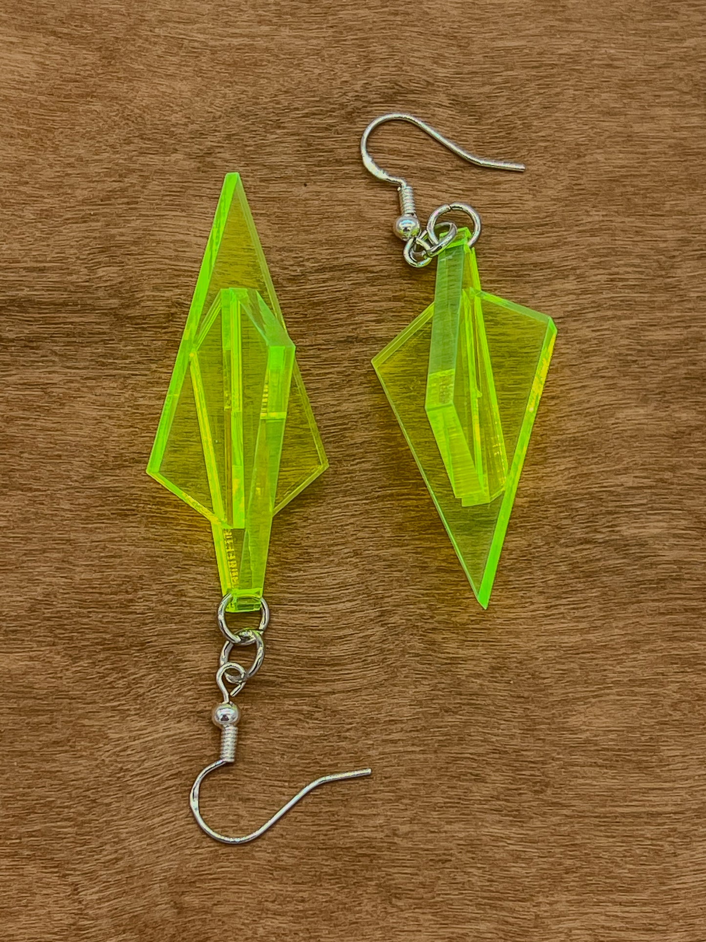 3D Kite Point Dangle Earrings