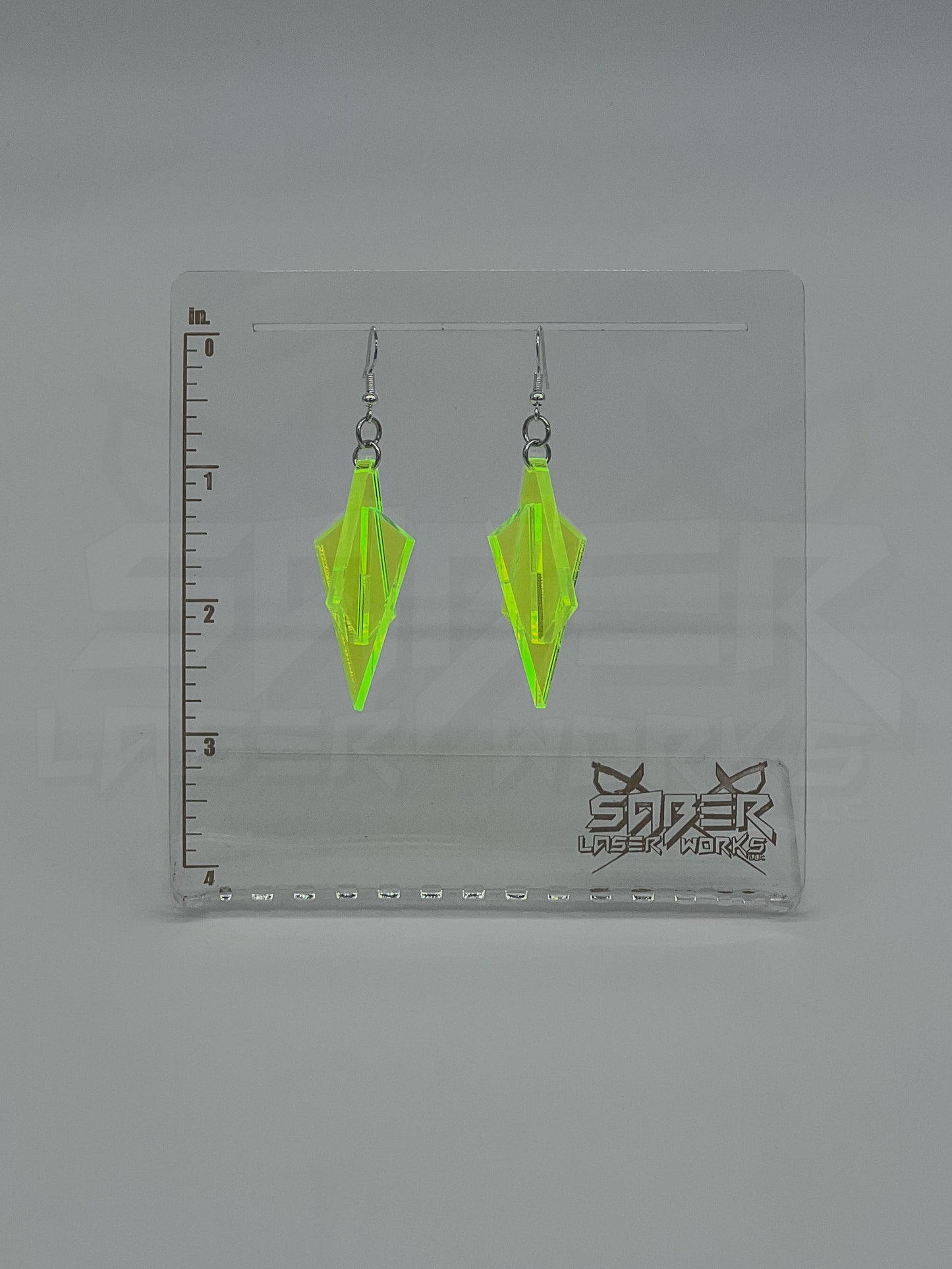 3D Kite Point Dangle Earrings